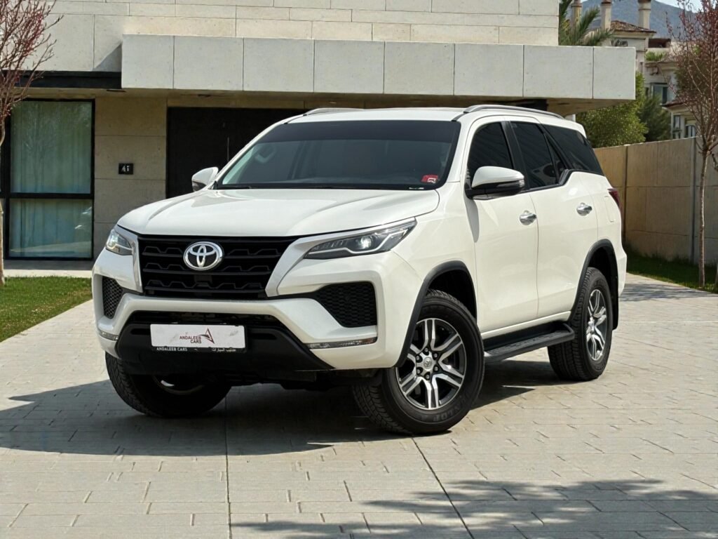 TOYOTA FORTUNER EX-R